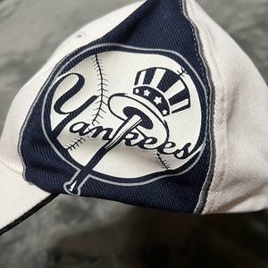 Yankees hat